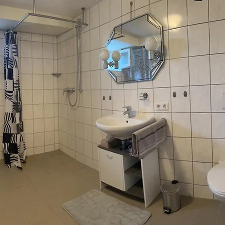 Apartment Gaestehaus - Klingengasse 2, *